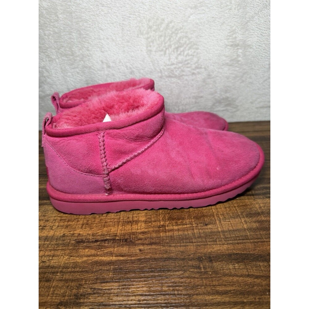 UGG Australia Classic Ultra Mini Shearling Ankle Boots Women’s Size 6